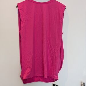 HALARA Vibrant Pink Muscle Tee